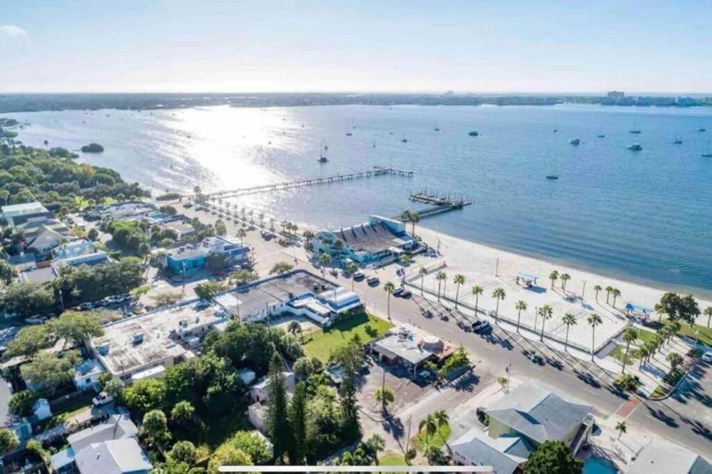 In The Center Of Gulfport, Min Away From The Beach! St. Petersburg Dış mekan fotoğraf